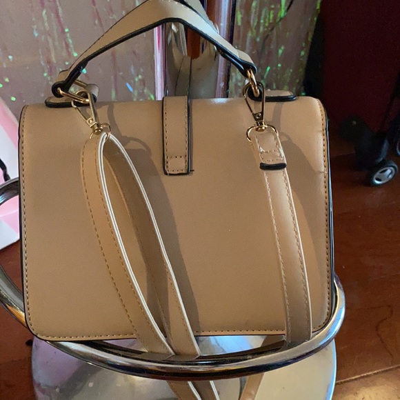 Like NEW Tan purse - Picture 2 of 3